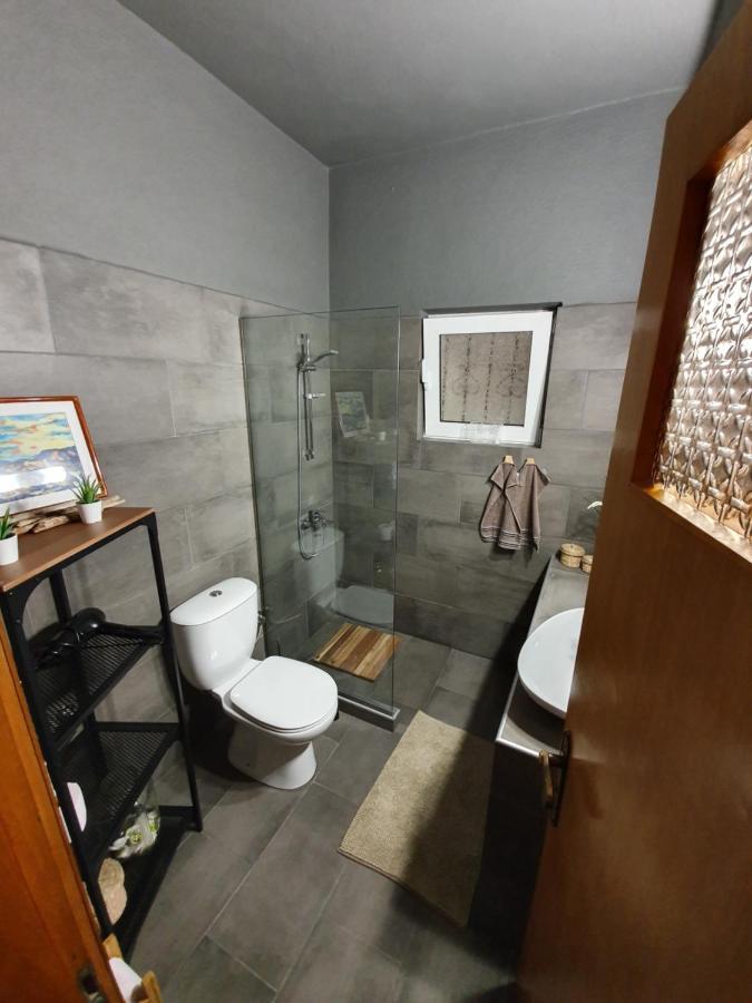 קאלאבאקה Homel Rocks -Elegant Apt 2Bd -Amazing Garden View מראה חיצוני תמונה